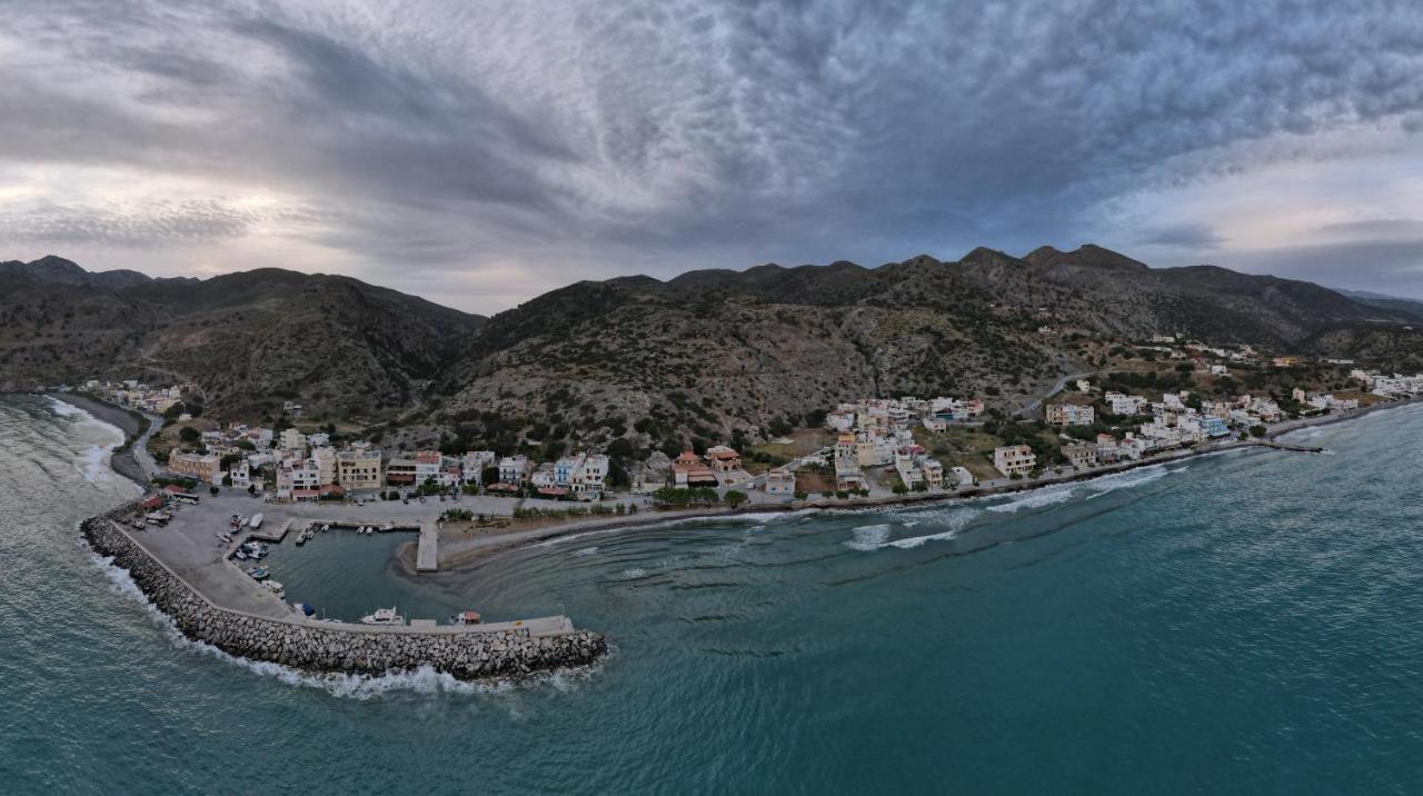 Filocsenia Luxury Apartment At Tsoutsouras Tsoútsouros Buitenkant foto